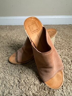 Dolce Vita Alycia Suede Open-Toe Espadrille Block Heel Mule Cognac size 10
Vacay